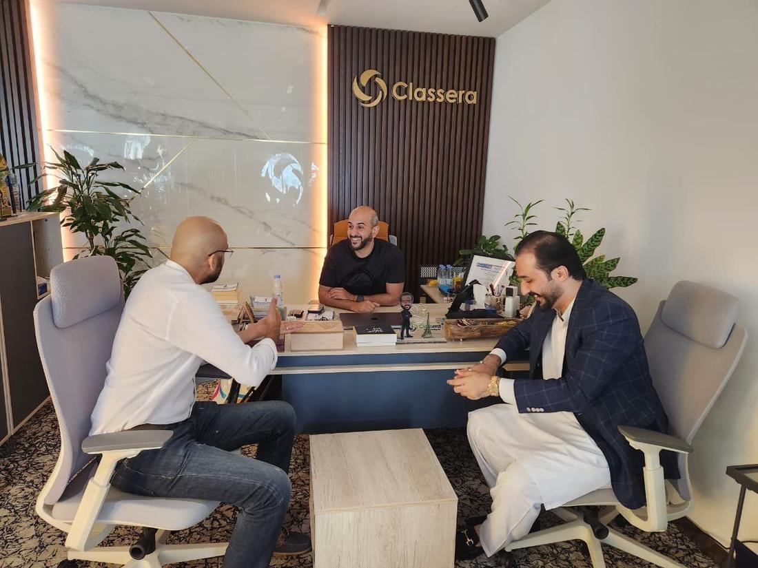 Signing in Saudi Arabia — 3 of 6